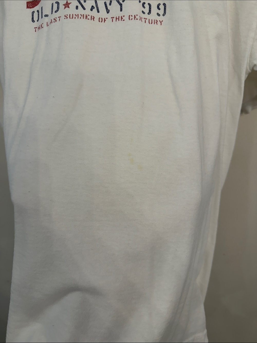 Old Navy White Tee with American Flag Graphic - Picture 4 of 11